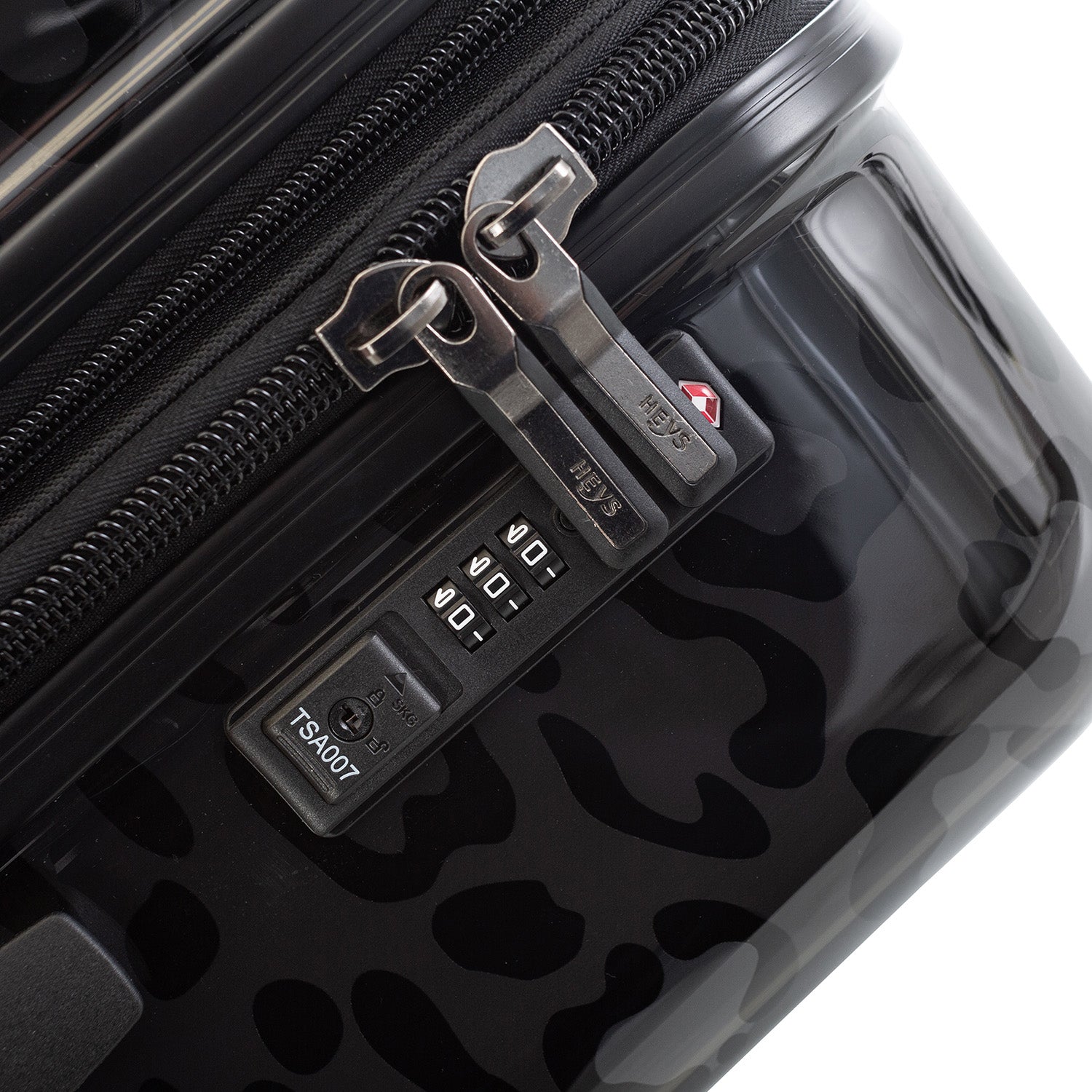 Black Leopard Fashion Spinner® 26 Inch Luggage | Check in Luggage