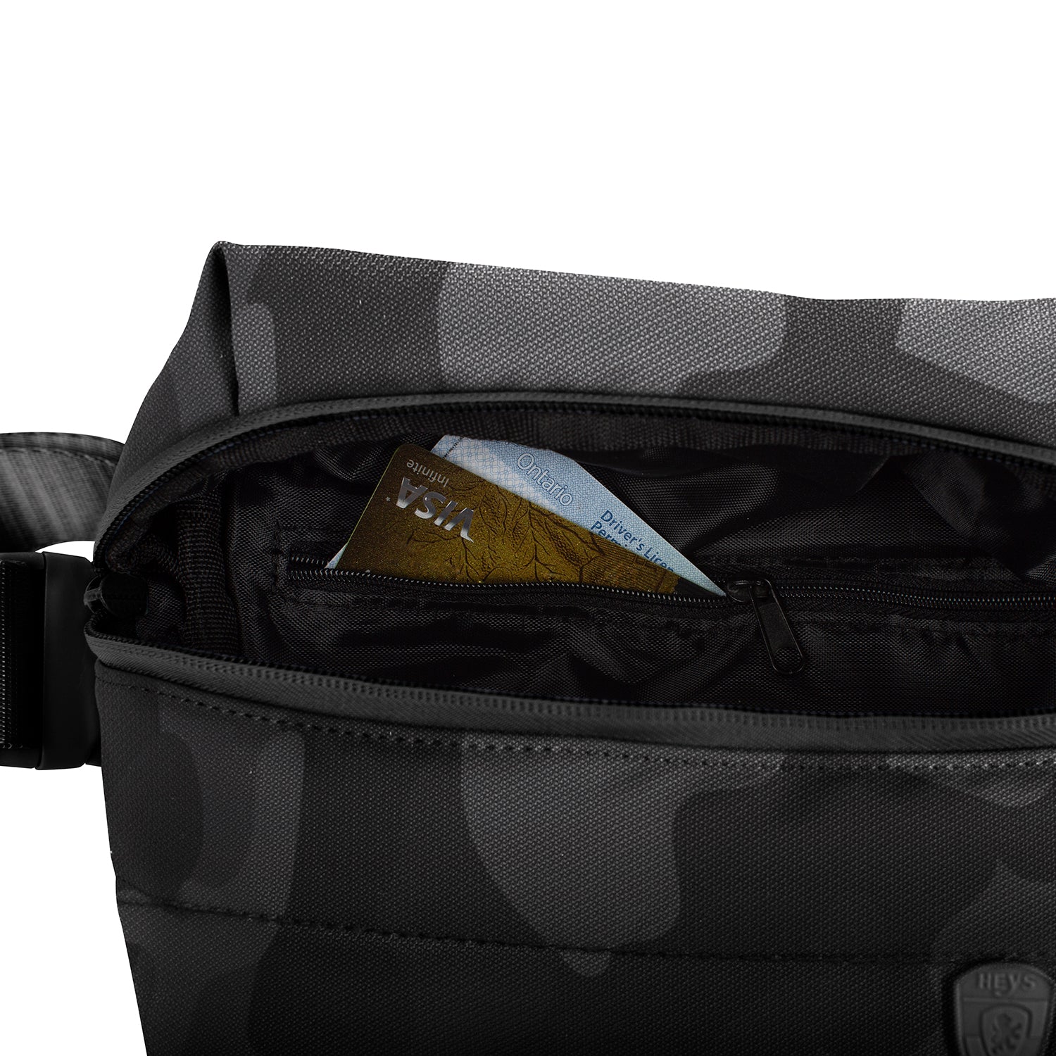 #color_Black Camo