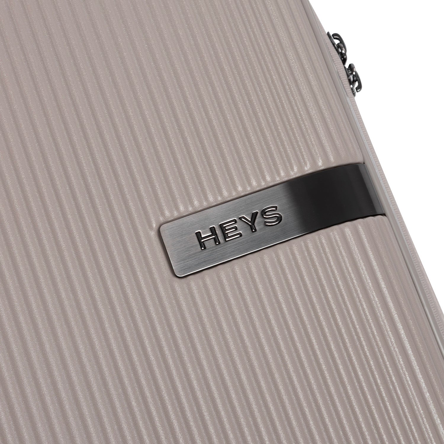 Nexus One 21 Inch Carry-On Luggage